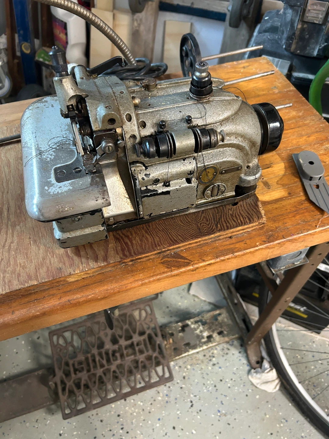Industrial Sewing Machine - photo 2