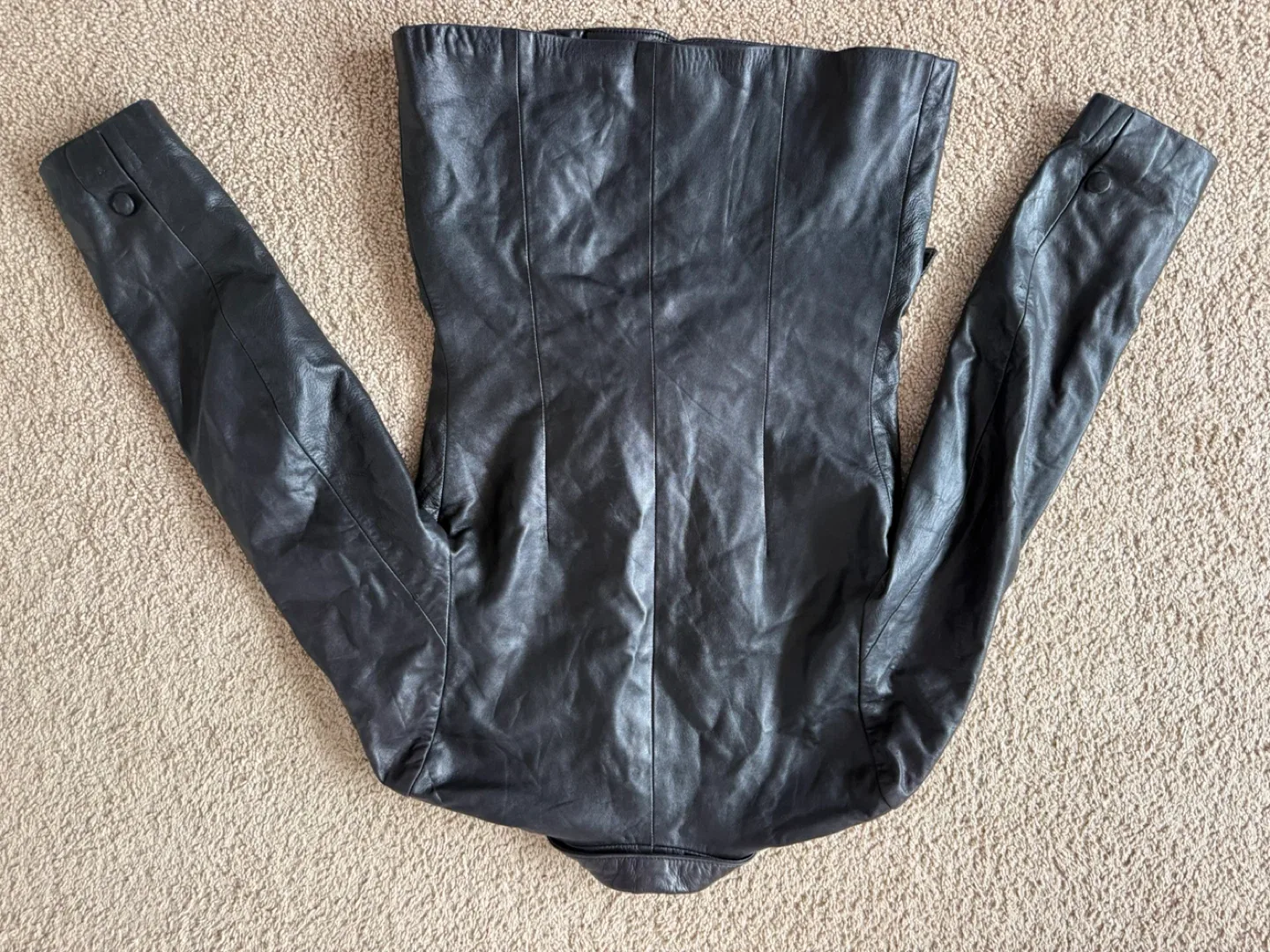 Discovery Expedition White Puffer Jacket - Size S image indicator(6)