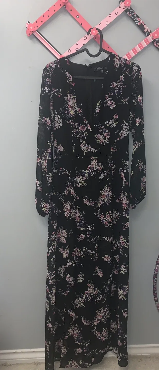 Dynamite Black Floral Maxi Dress - XS image indicator(2)