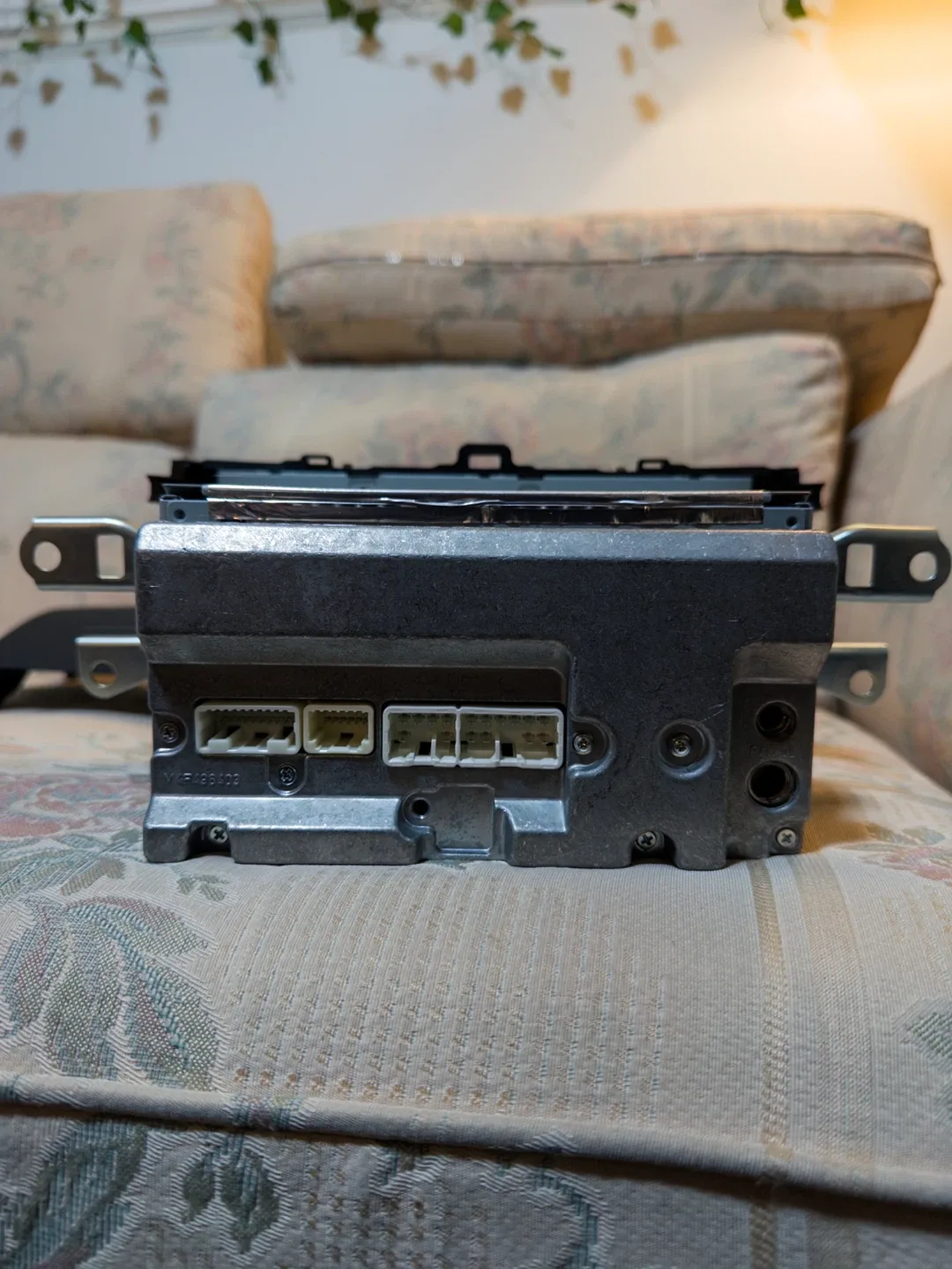 Toyota Corolla 2010 Original Radio and AC panel image indicator(2)