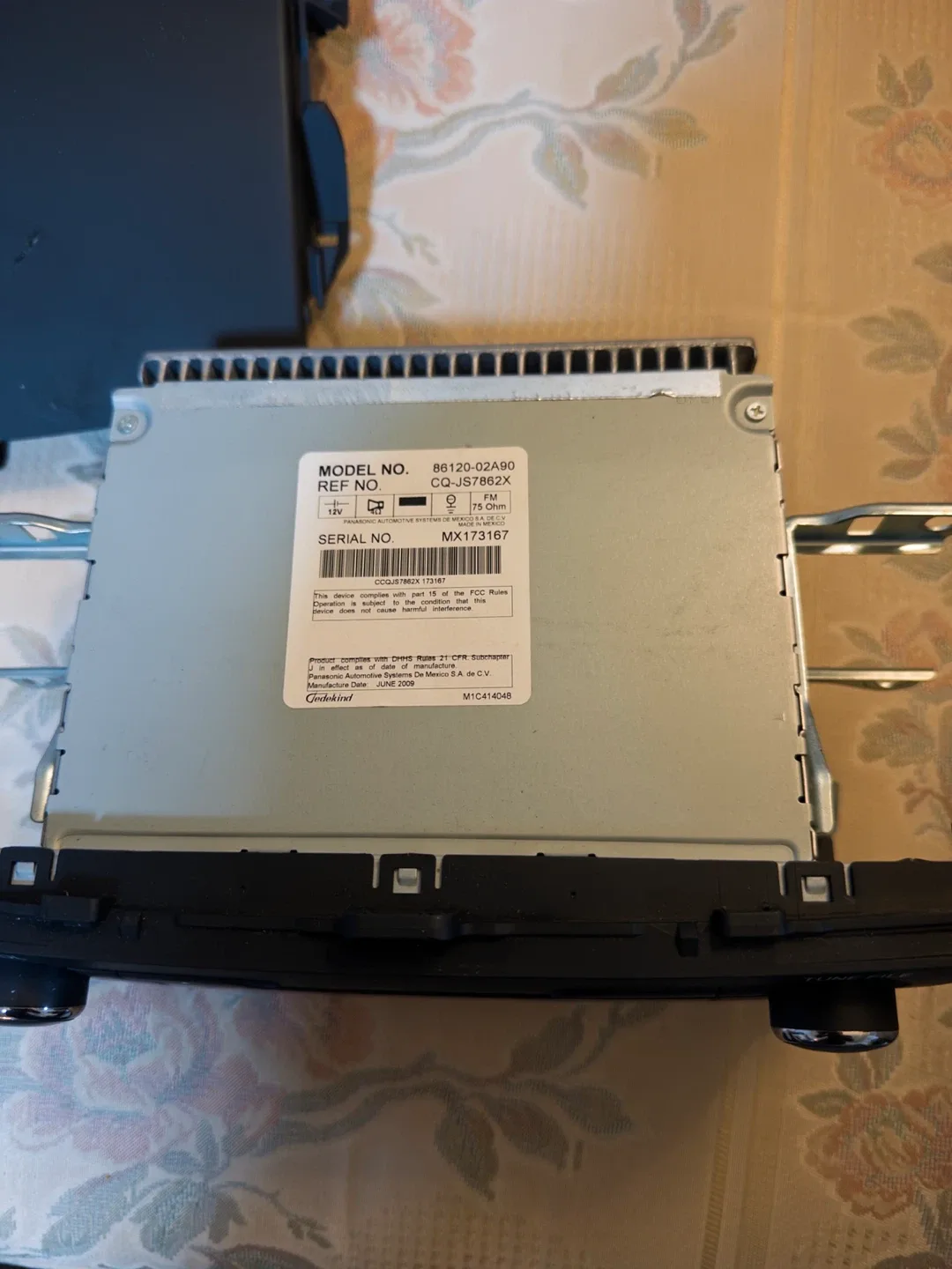 Toyota Corolla 2010 Original Radio and AC panel image indicator(3)