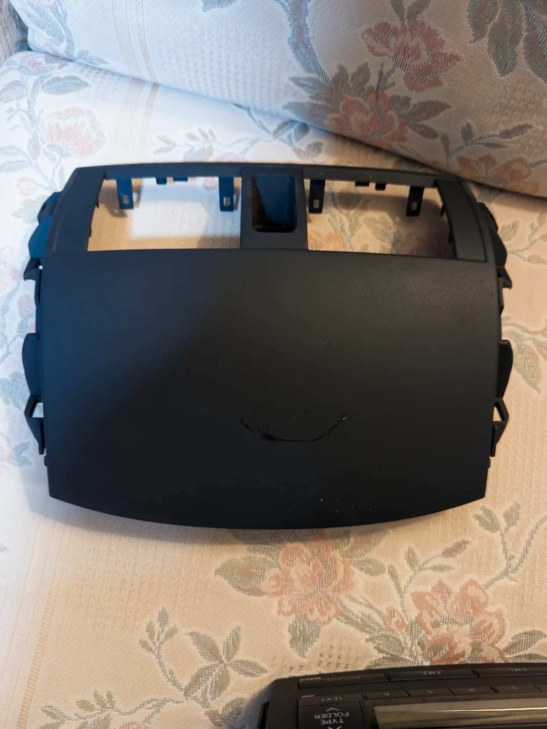 Toyota Corolla 2010 Original Radio and AC panel image indicator(4)