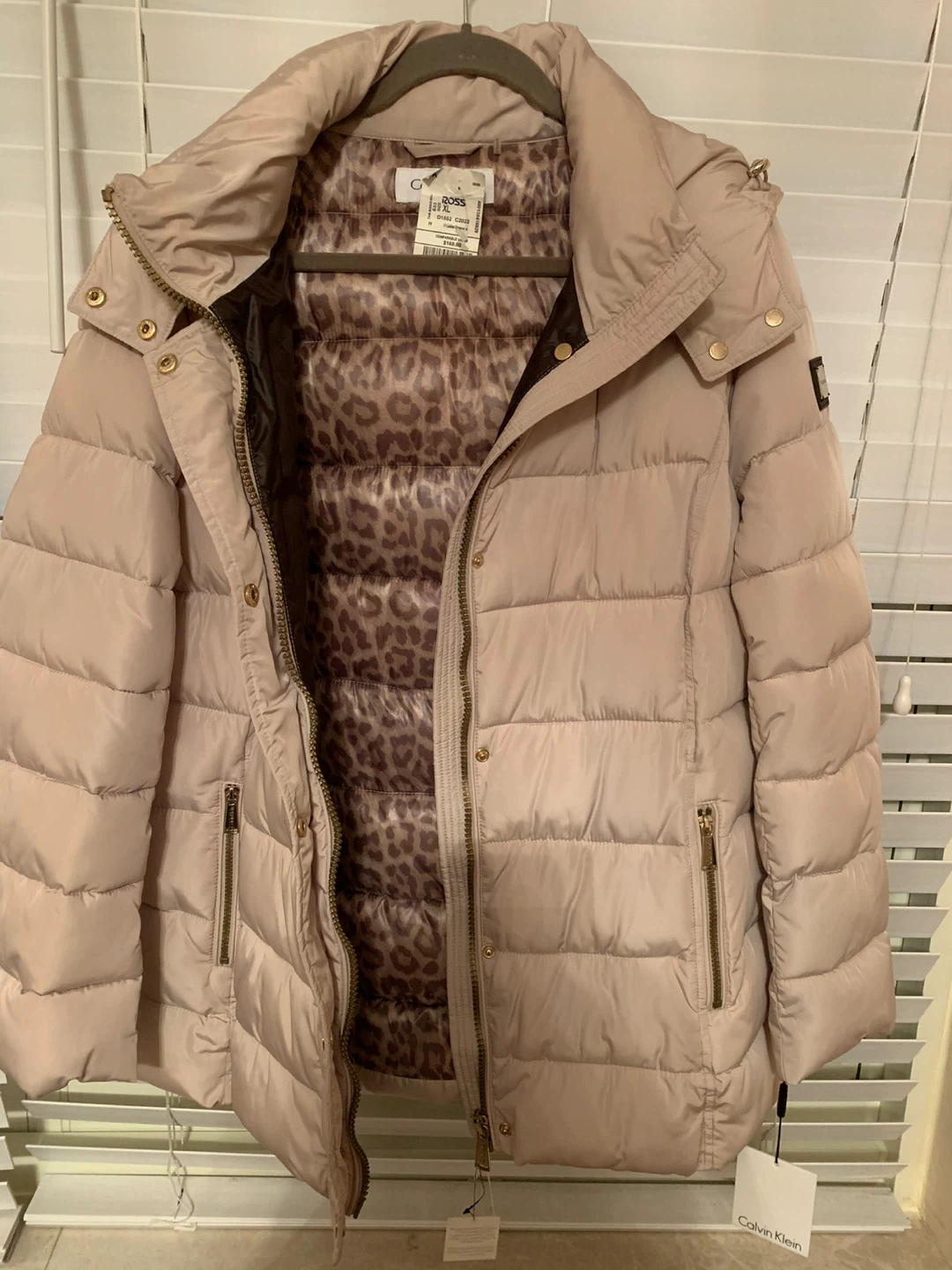 Calvin Klein Puffer Jacket - XL