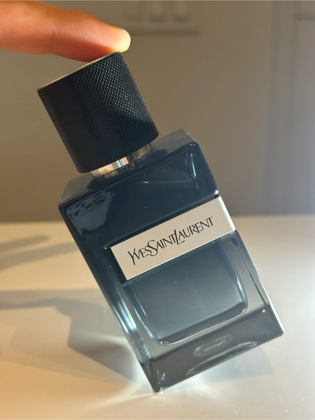 Yves Saint Laurent Y Eau de Parfum 60ml image indicator(3)