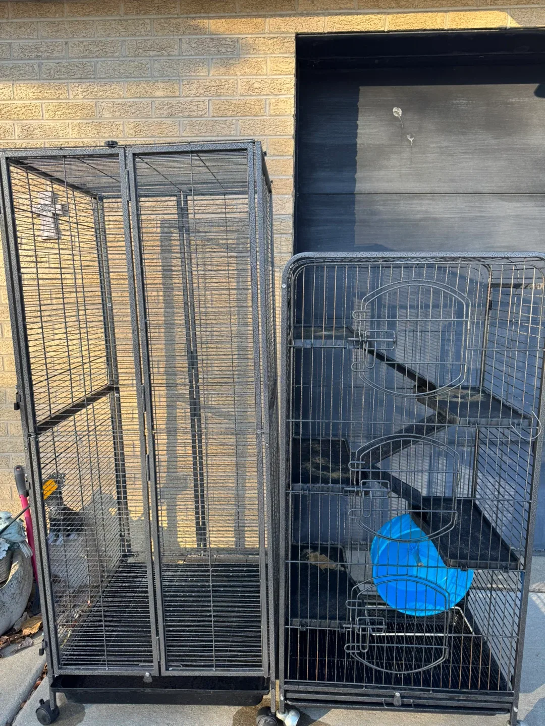 Black Metal Ferret/Cat Cage