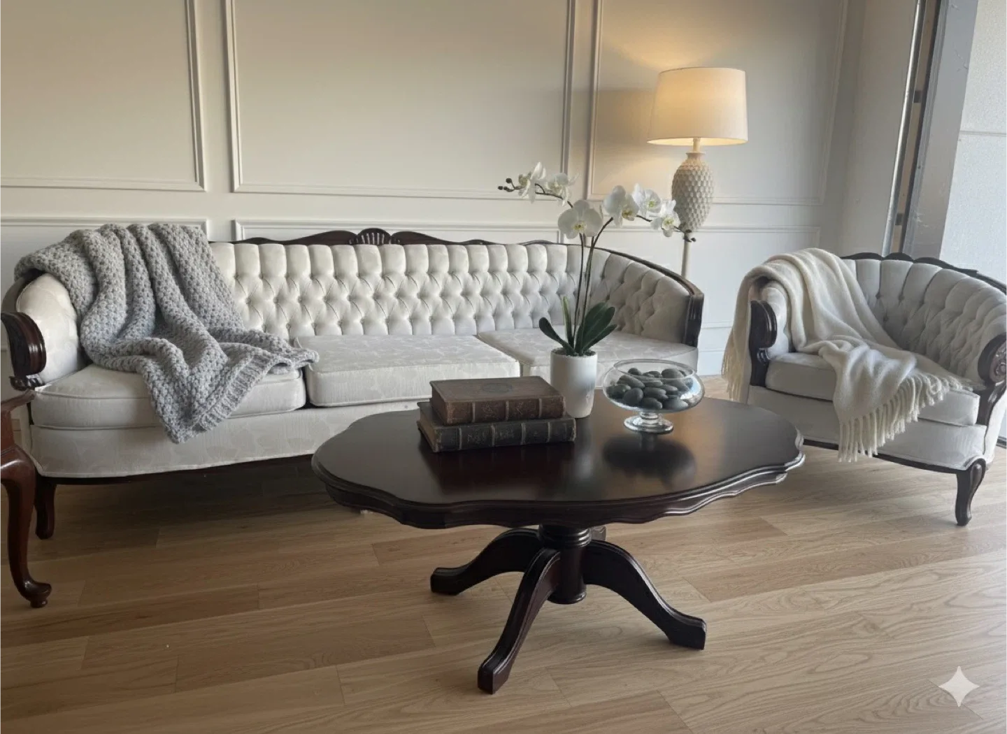 Vintage Style Sofa ,Chair Set ,coffee table and two side tables image indicator(2)