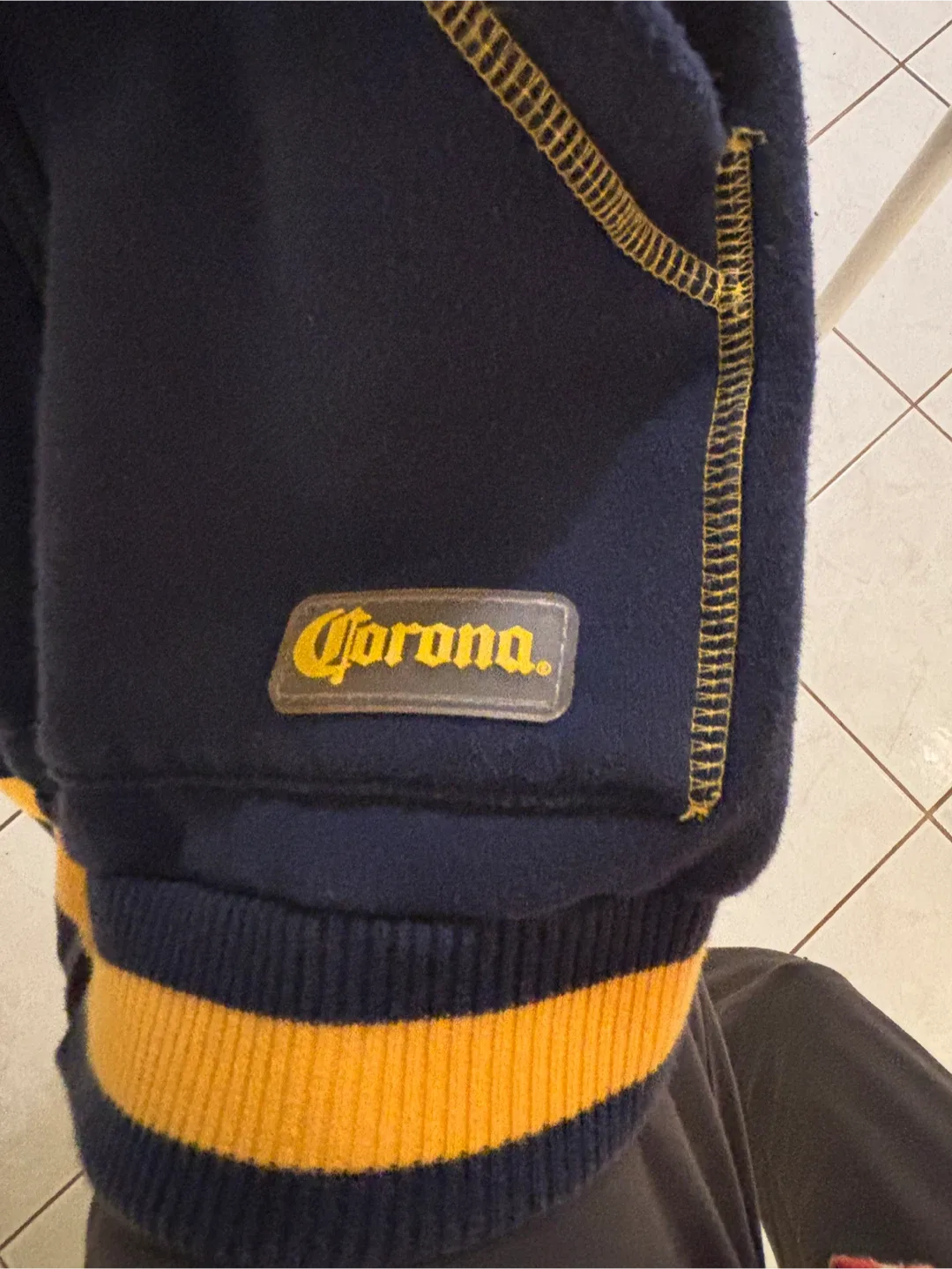 🟦 🧡 Men’s Corona Zip Zip-Up Hoodie - Size XL  🧡🟦 image indicator(7)