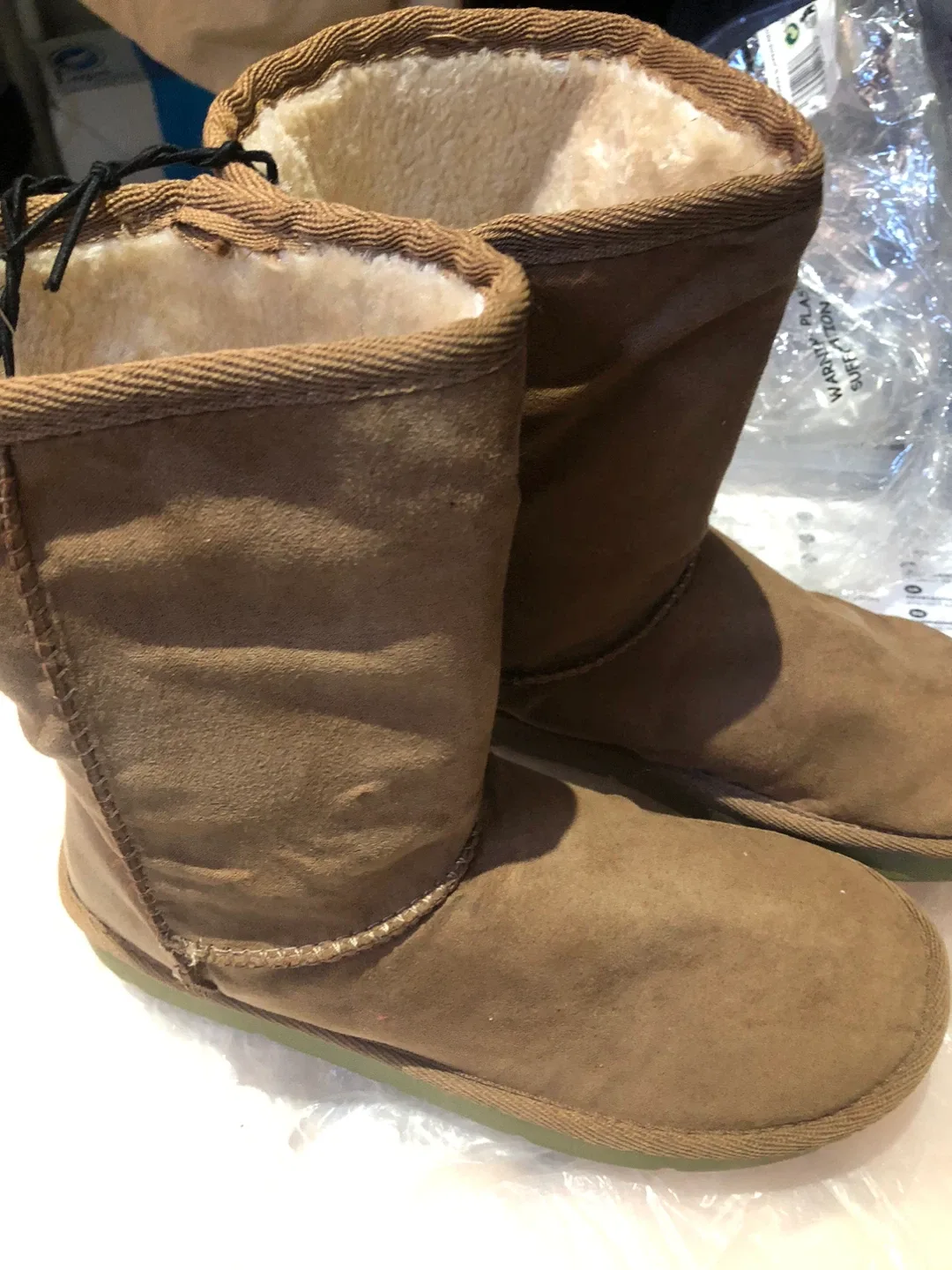 Brand new Winter Boots - Doublure Chaud
