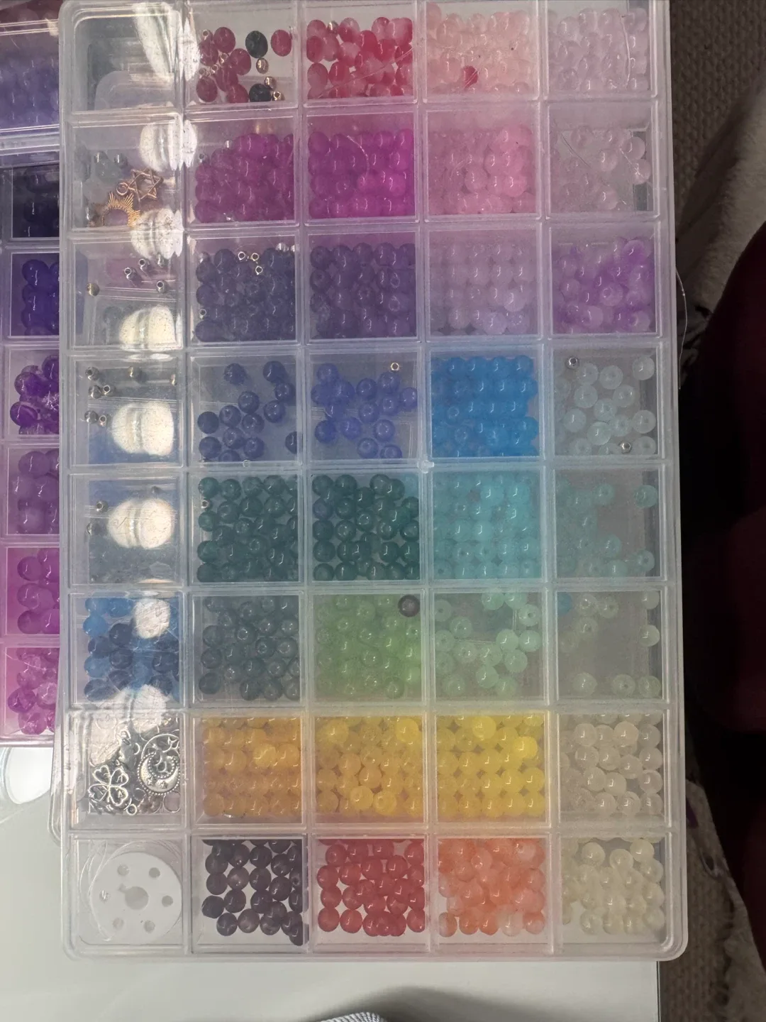 7 Beads sets  in Organizer image indicator(2)