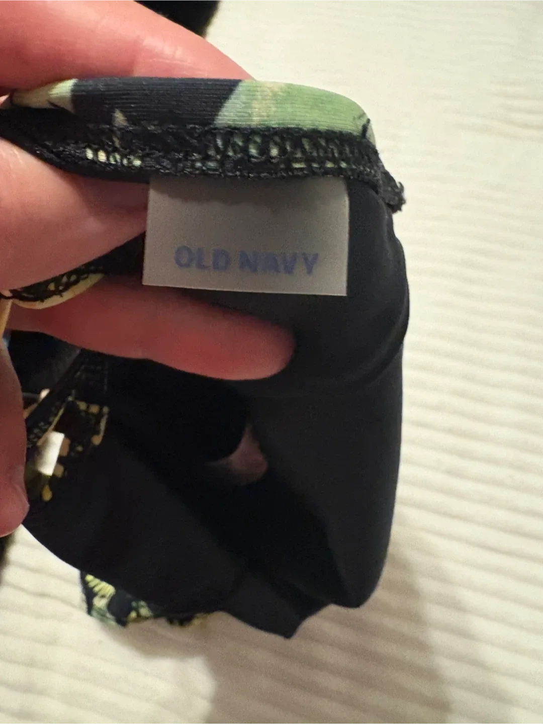 Old Navy Girls' Swimsuit - Size M image indicator(4)