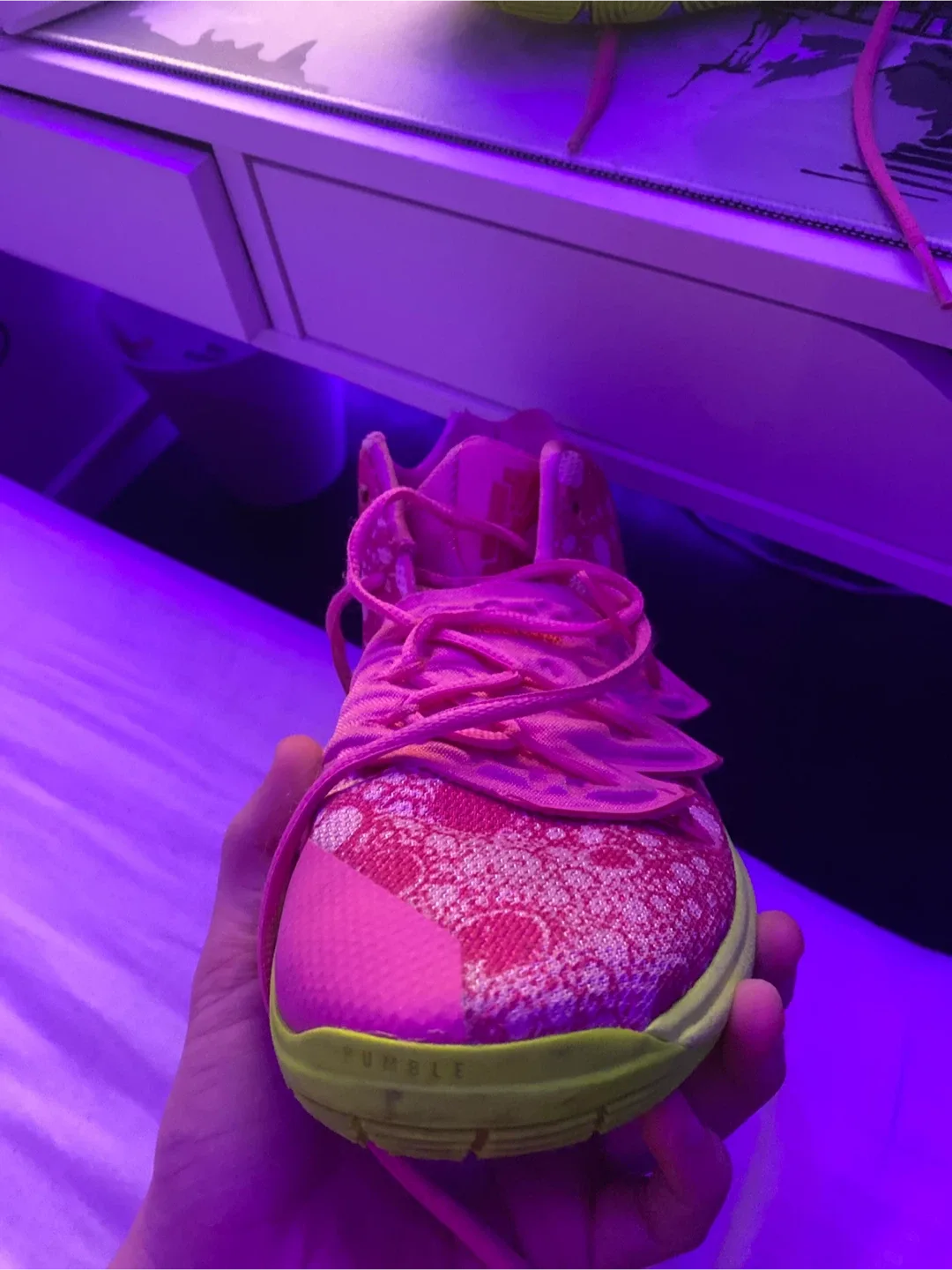 Nike Kyrie 5 Pink/Yellow Sneakers image indicator(3)