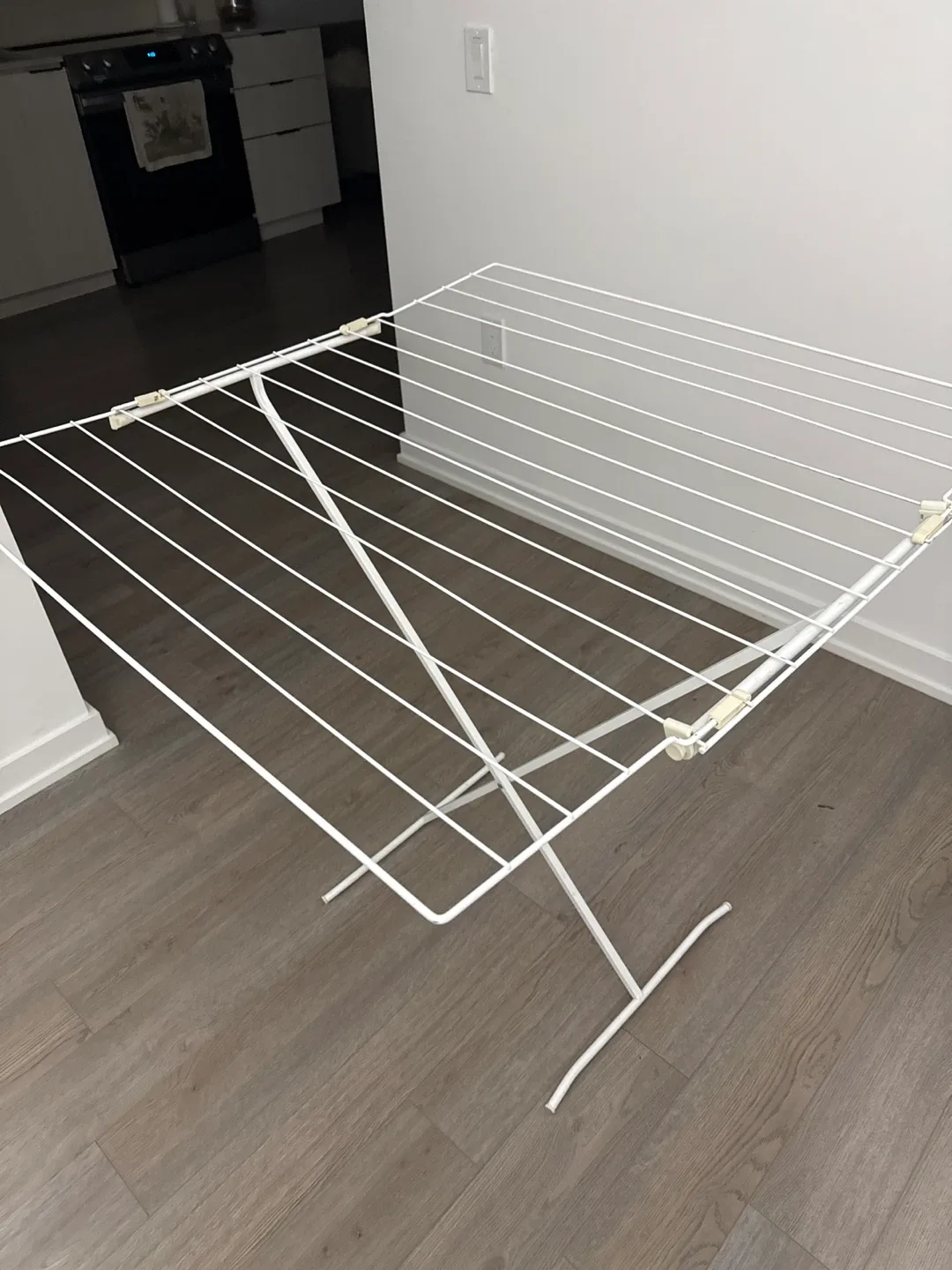White Clothes Drying Rack 2 pairs 15.$ each
