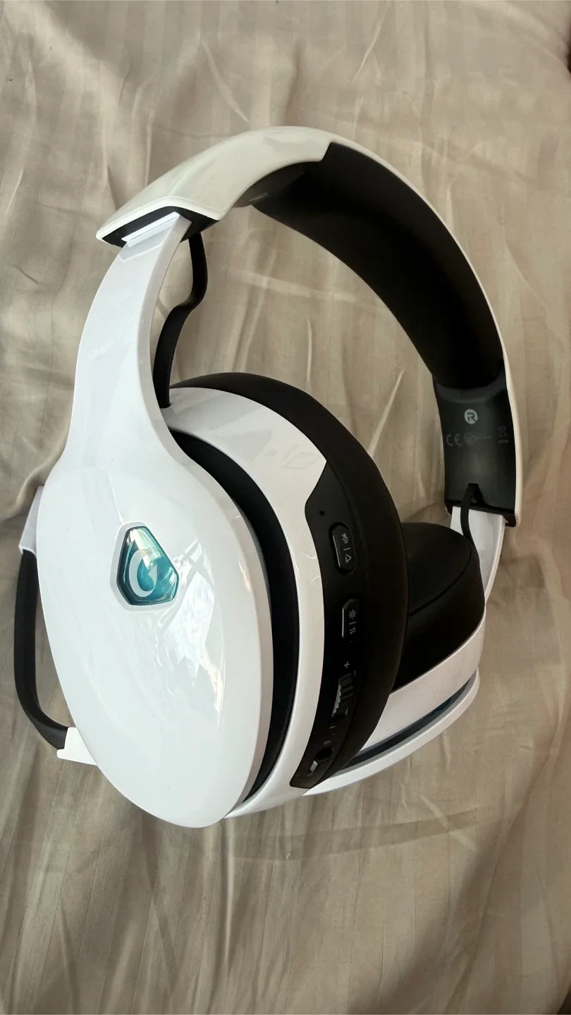 LucidSound Captain 300 Wireless Gaming Headset image indicator(5)