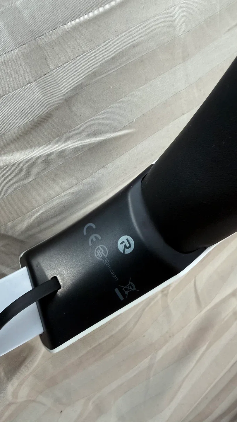 LucidSound Captain 300 Wireless Gaming Headset image indicator(4)