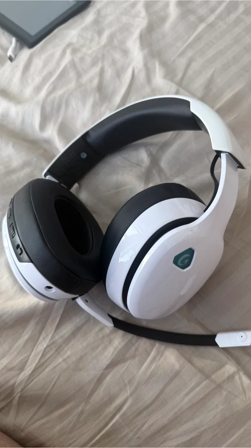 LucidSound Captain 300 Wireless Gaming Headset image indicator(7)