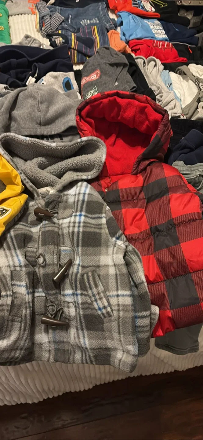 Kids' Clothing Bundle: Lacoste, Roots, Nike & More! image indicator(5)