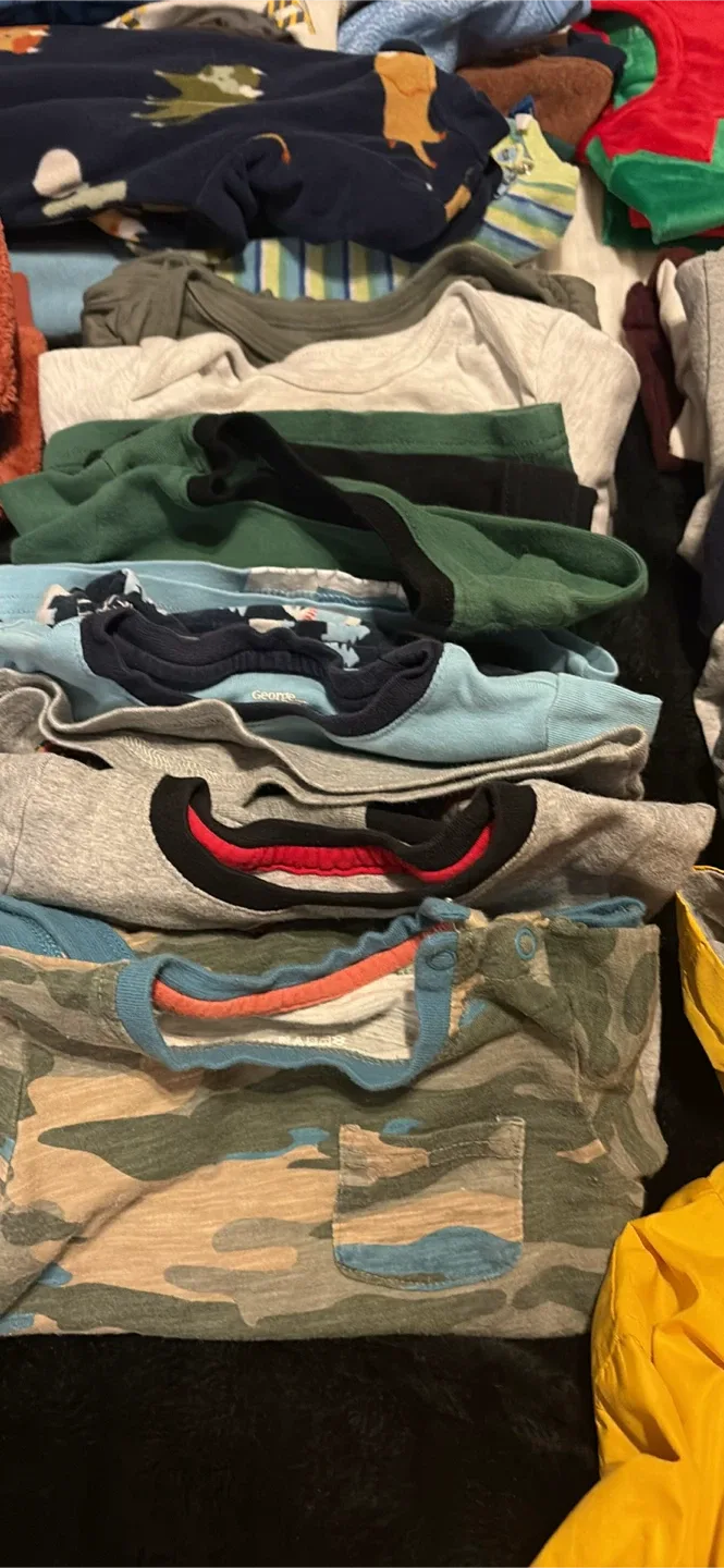 Kids' Clothing Bundle: Lacoste, Roots, Nike & More! image indicator(7)