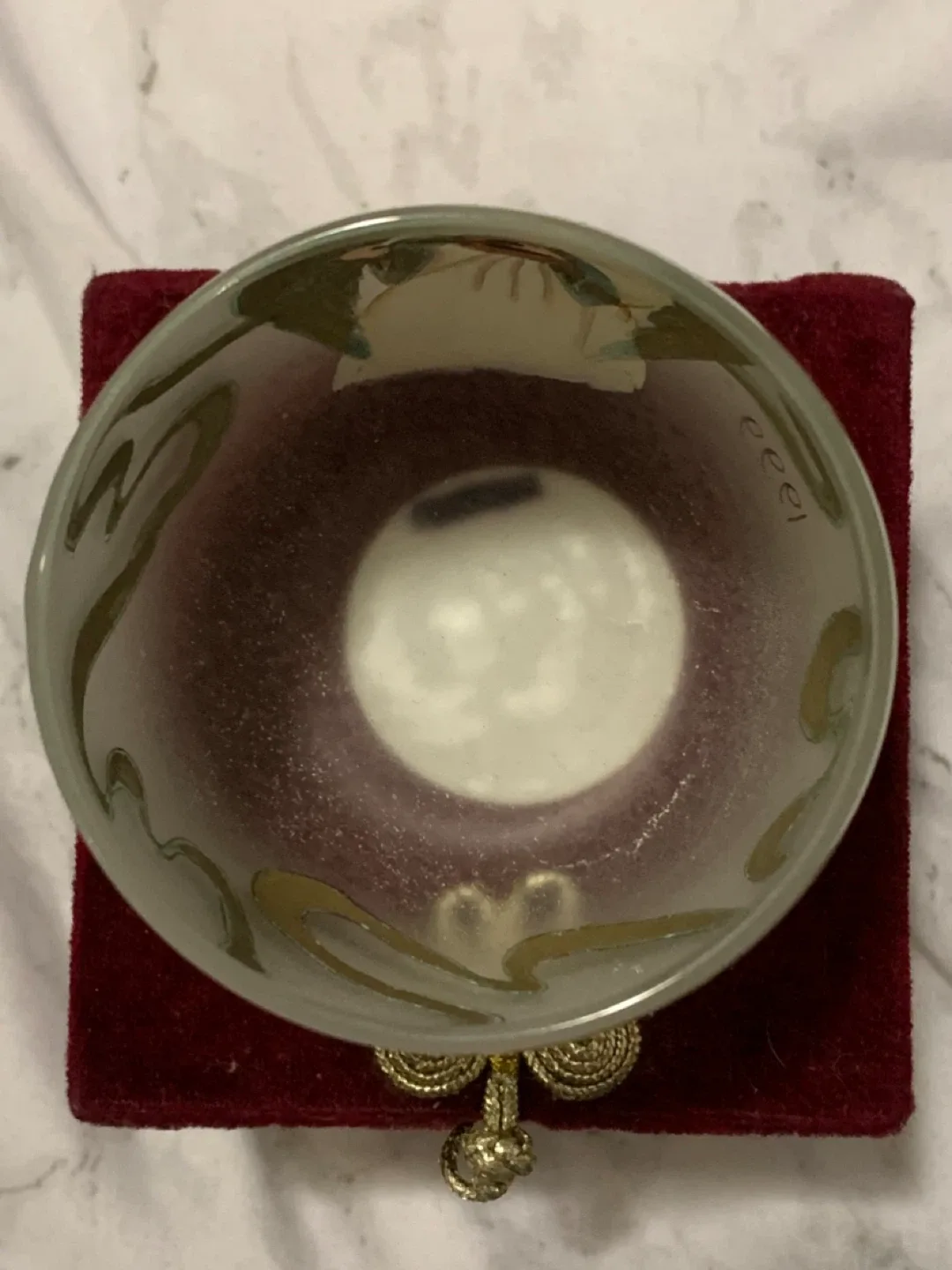 Angel Design Candle Holder with Velvet Box image indicator(5)