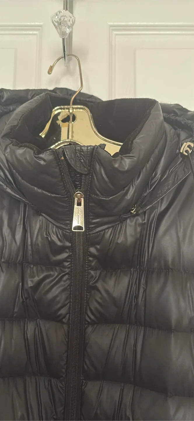 Andrew Marc Packable Down Puffer Coat - Size L image indicator(2)