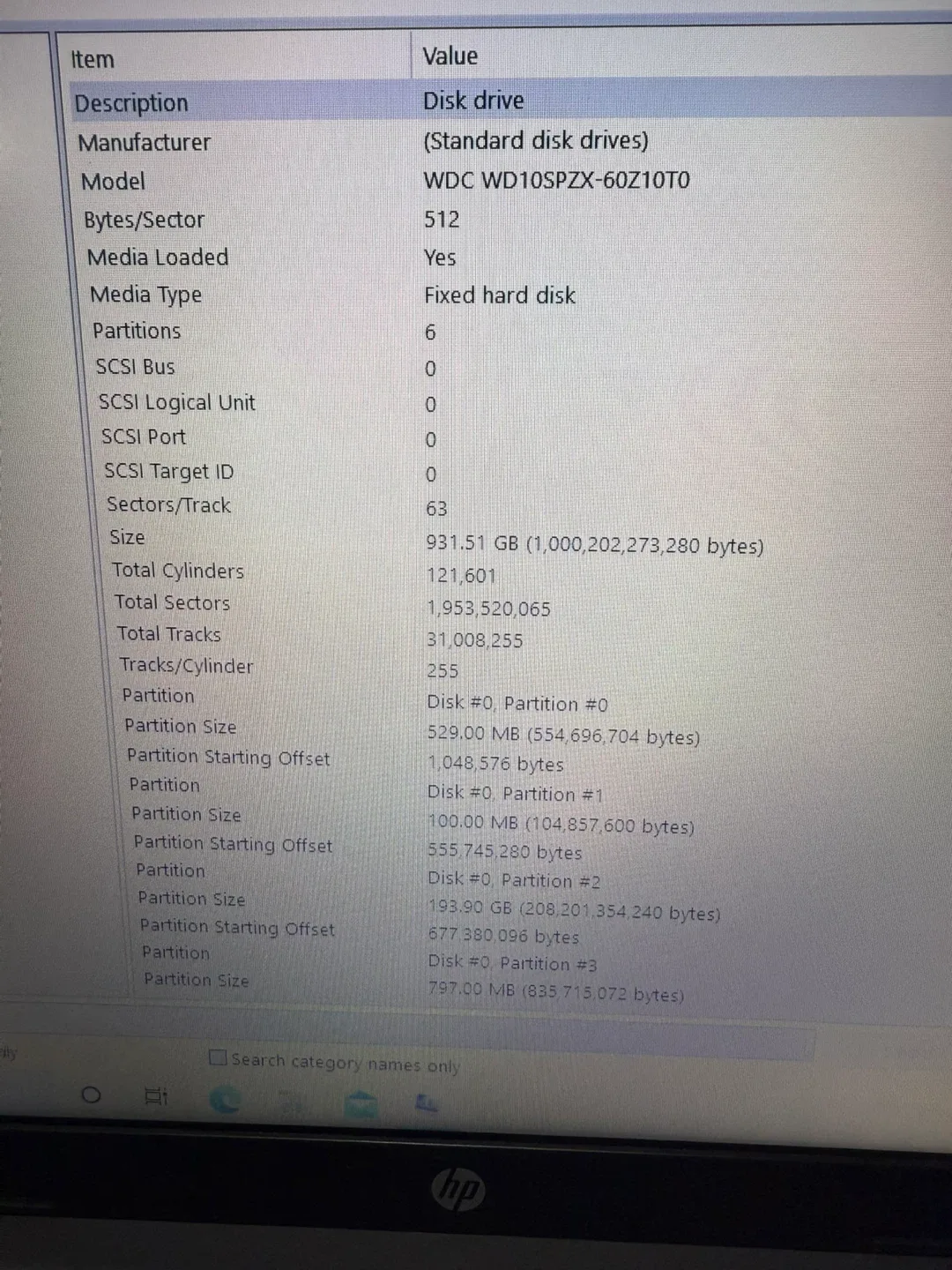 HP 250 G8 Notebook Laptop image indicator(4)