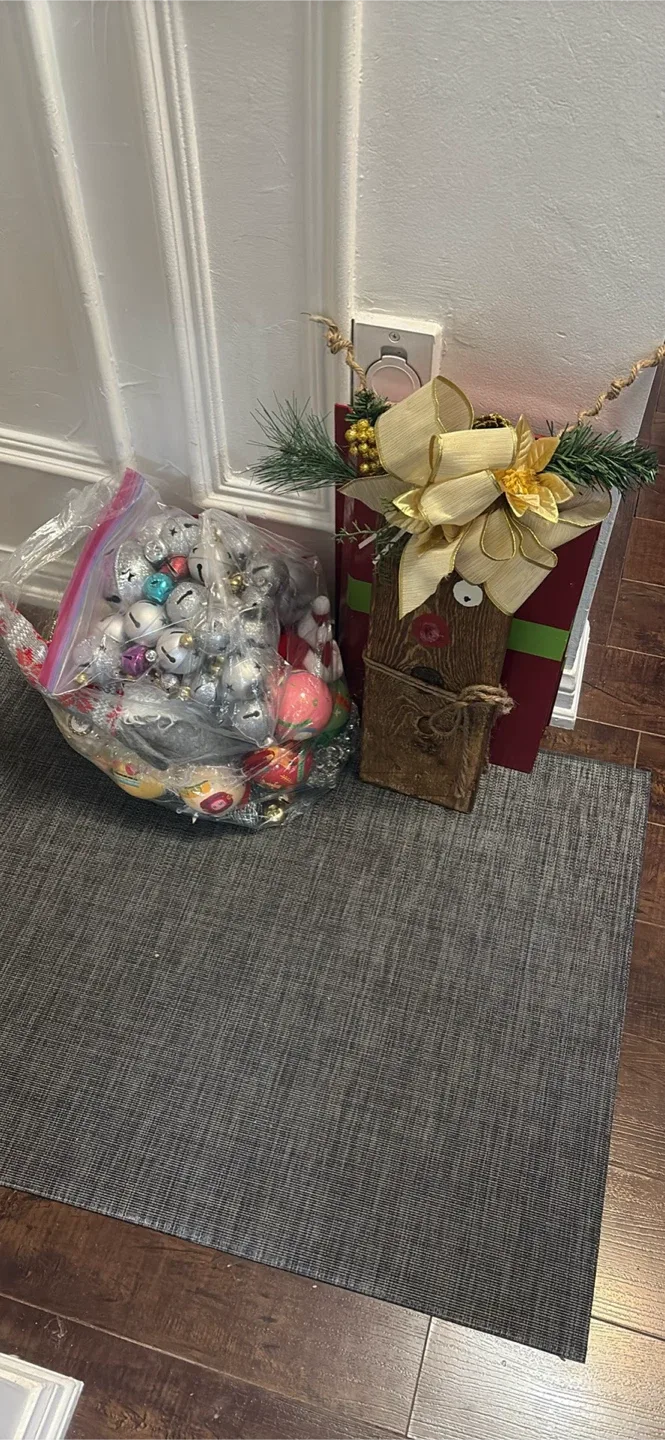 Christmas Ornaments Bundle! image indicator(9)