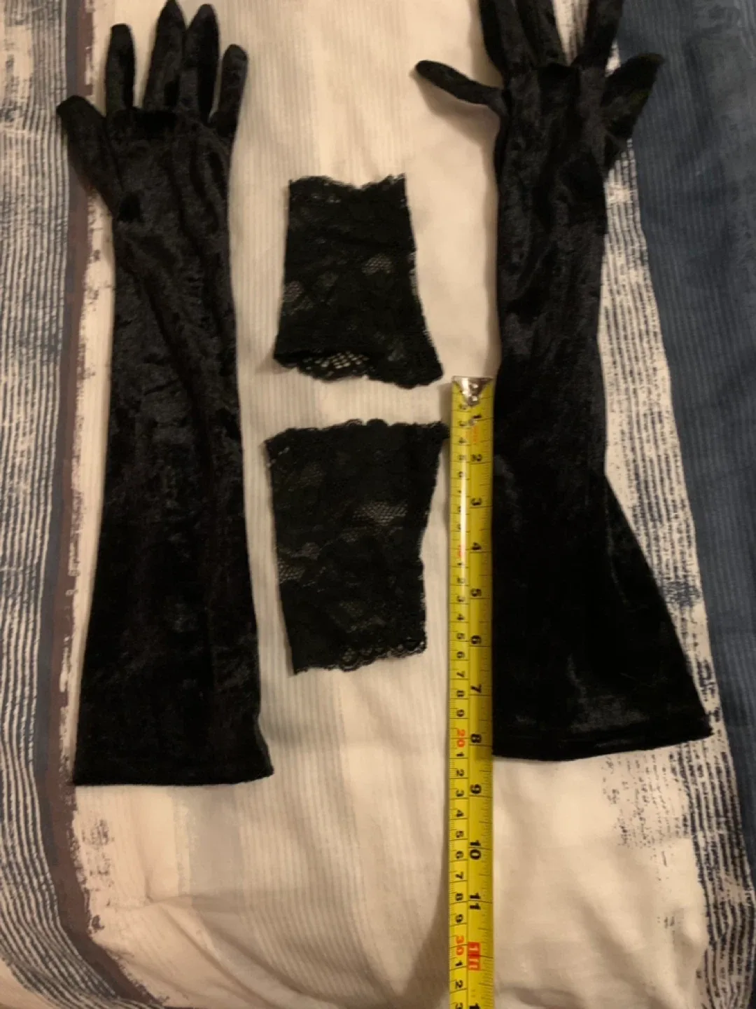 Black Lace & Long Velvet Gloves