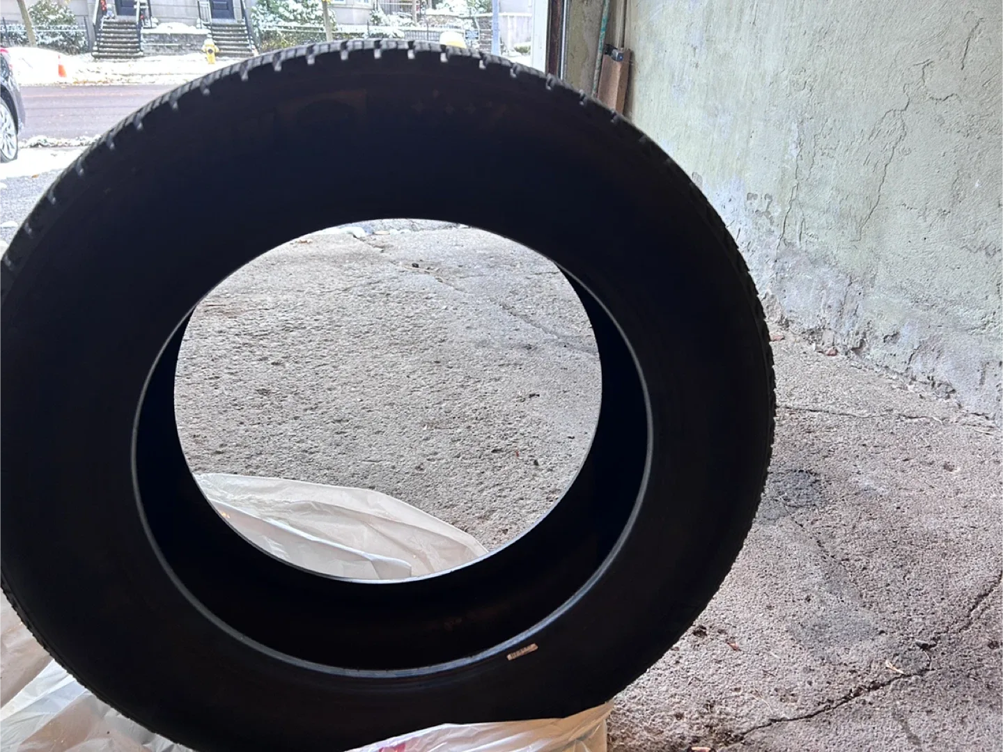 Michelin Green X 225/60R18 Winter Tire image indicator(2)