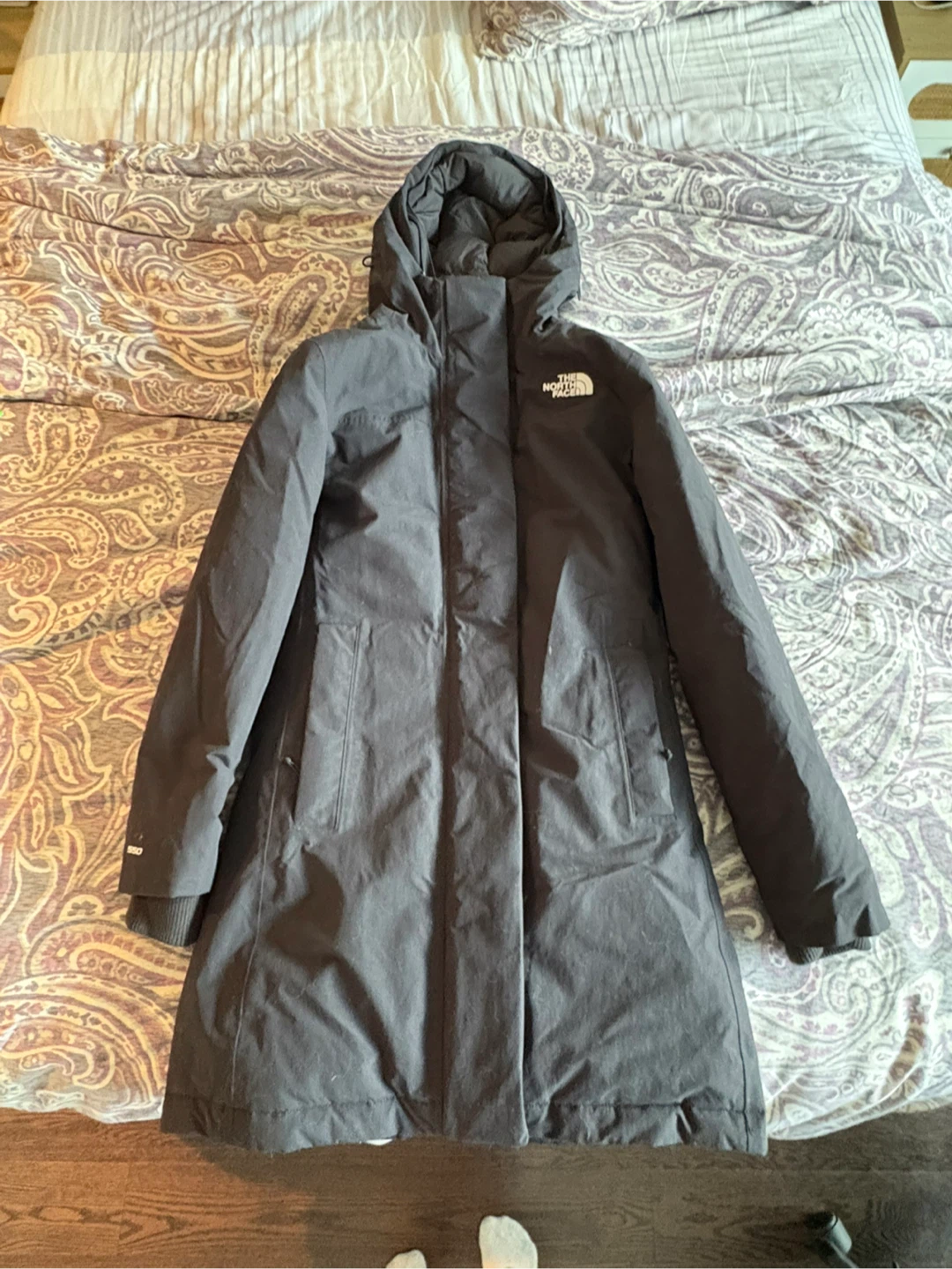 The North Face women’s parka - Size XS - photo 3