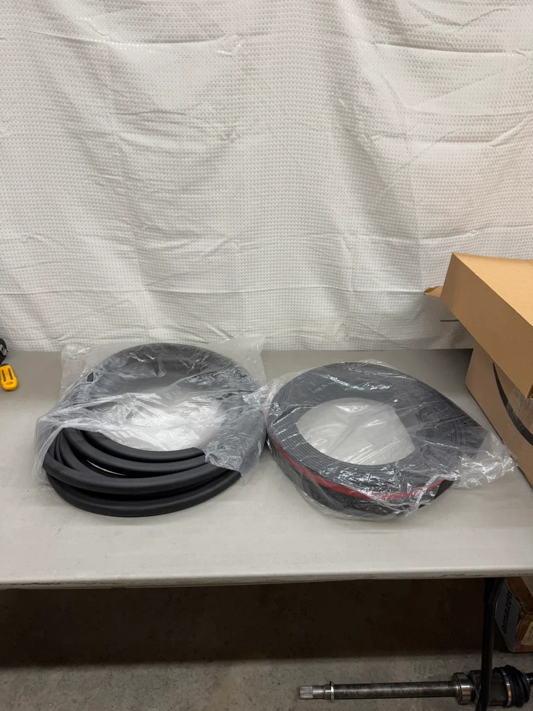 RV Slide Out Seal Black Rubber D Shape image indicator(6)