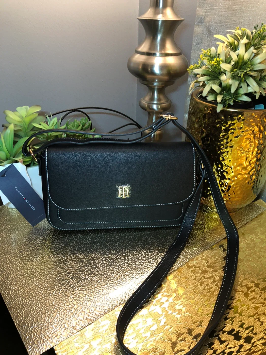 Tommy Hilfiger Black Crossbody Bag - New with tags! image indicator(4)