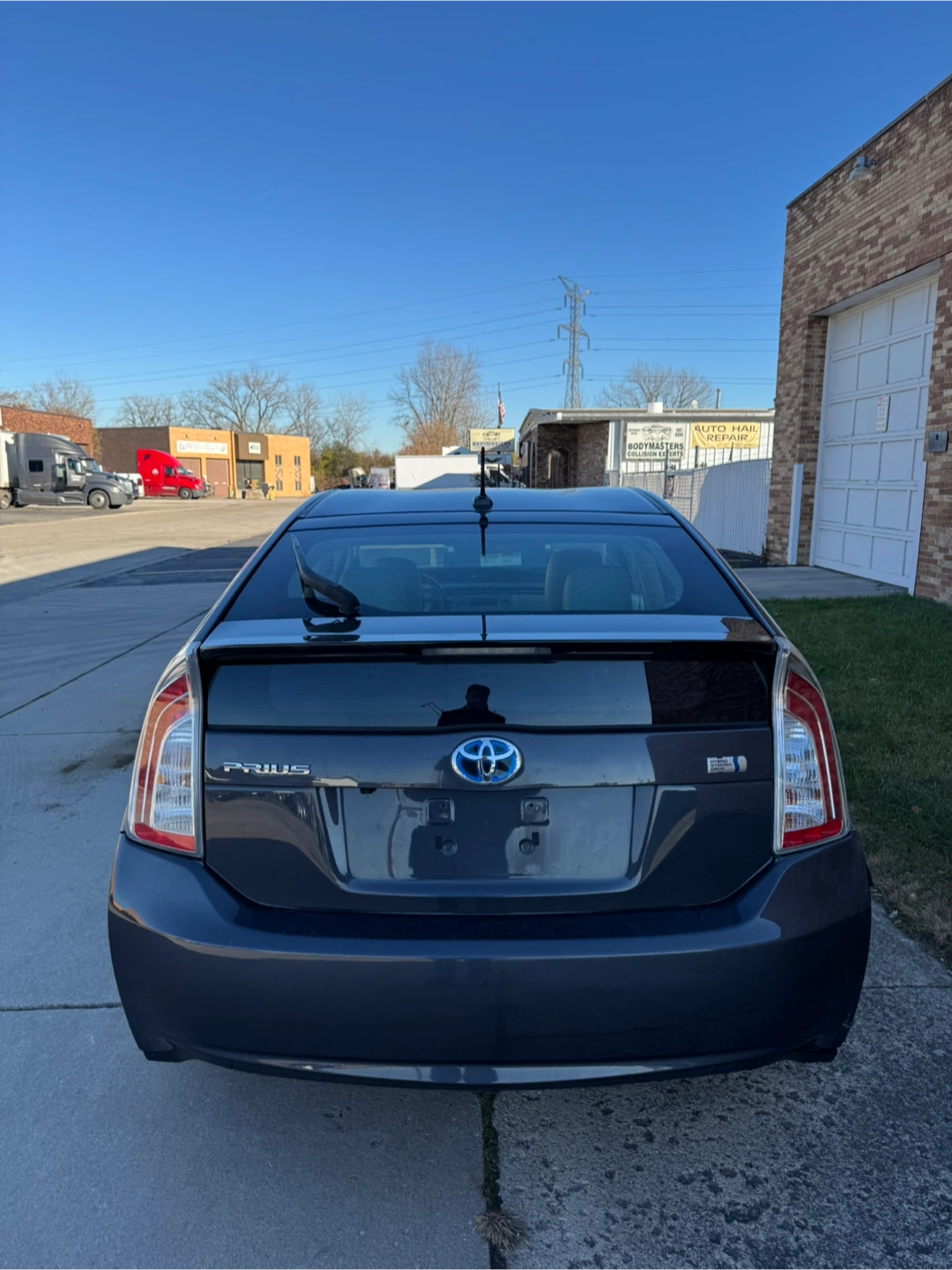 2015 TOYOTA PRIUS ONE - photo 3