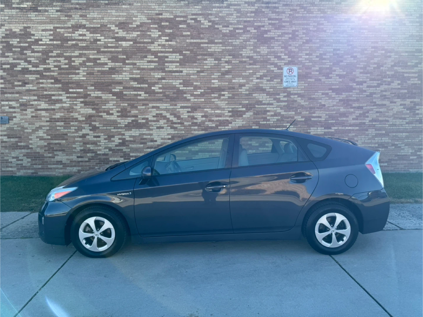 2015 TOYOTA PRIUS ONE - photo 4