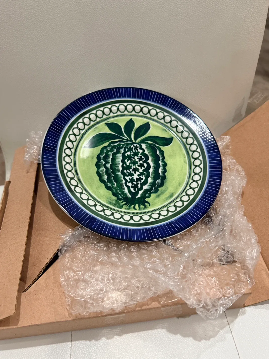 Holiday Gift- H&M Home Beata Mid Plate - Dark Green