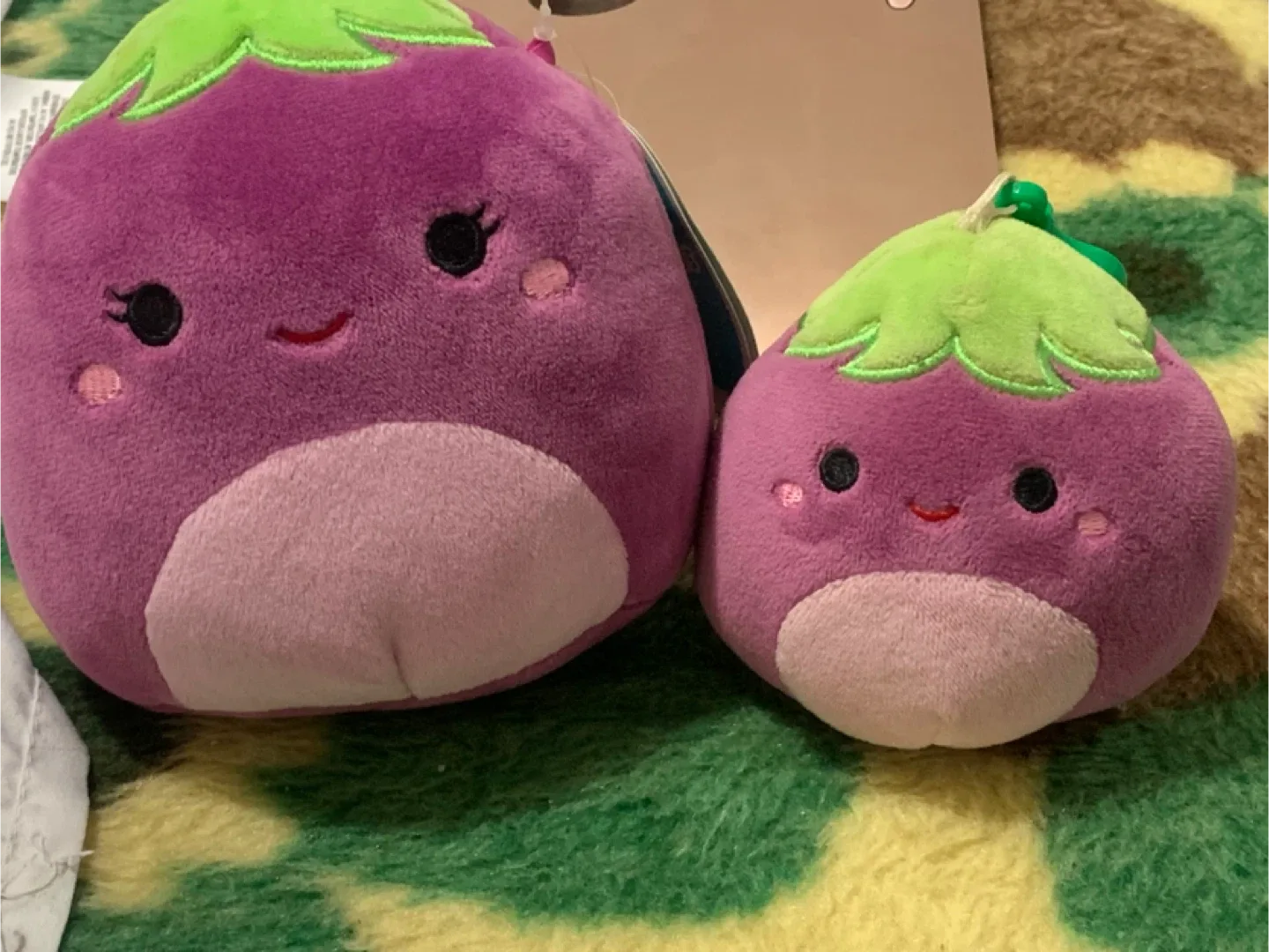 Squishmallows Glena Eggplant Plushies image indicator(5)