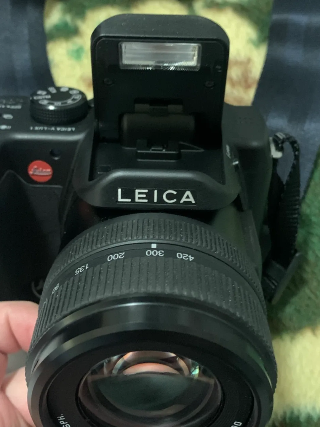 Leica V-LUX 1 Digital Camera image indicator(3)