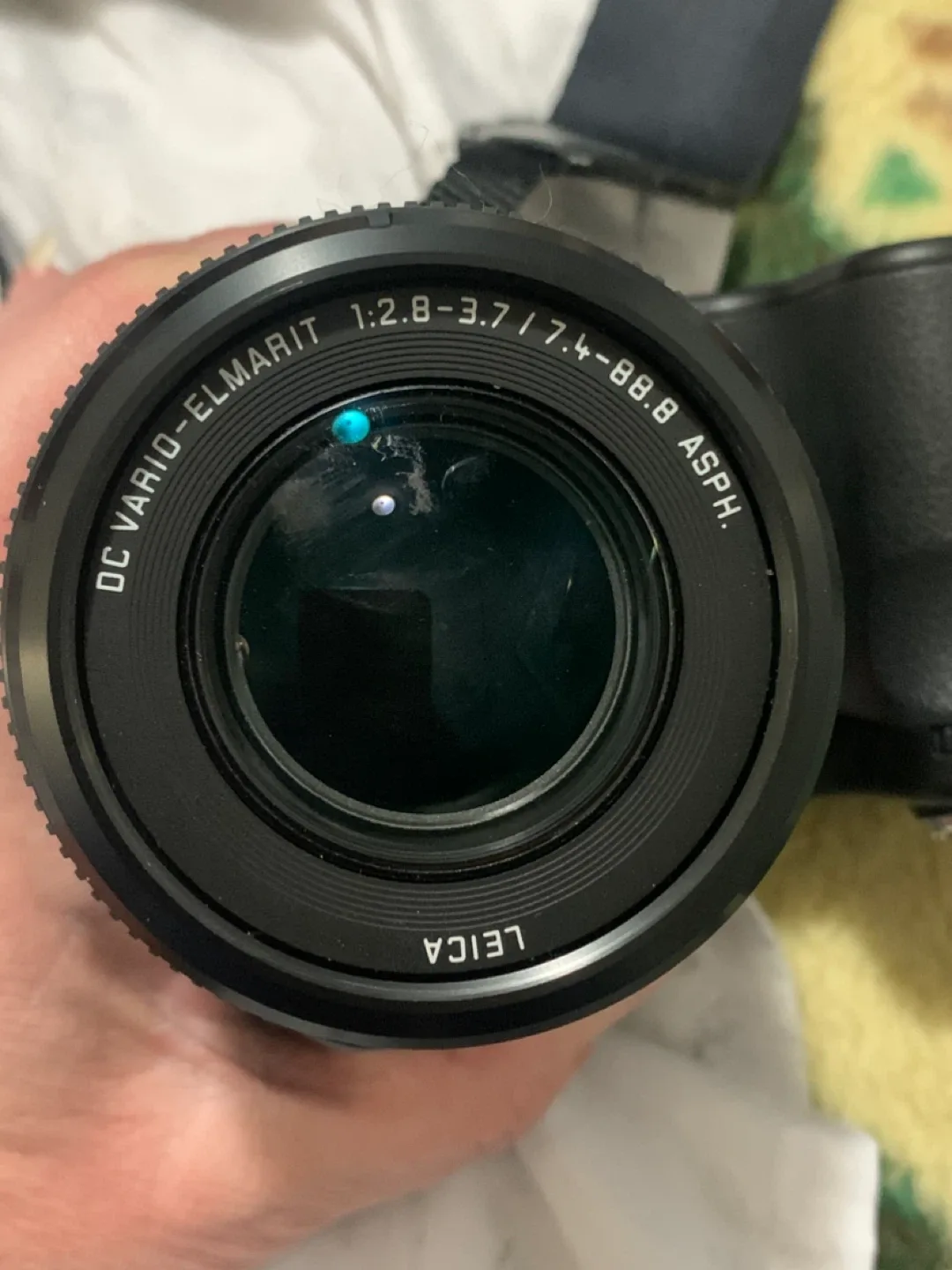 Leica V-LUX 1 Digital Camera image indicator(2)