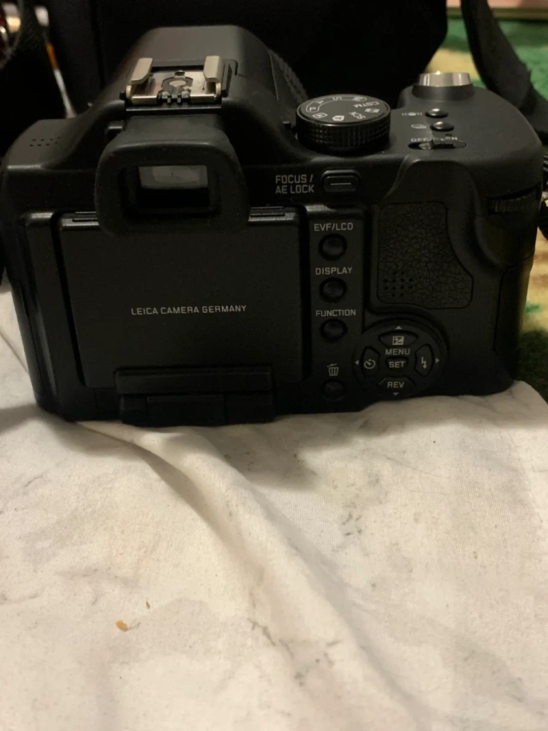 Leica V-LUX 1 Digital Camera image indicator(8)