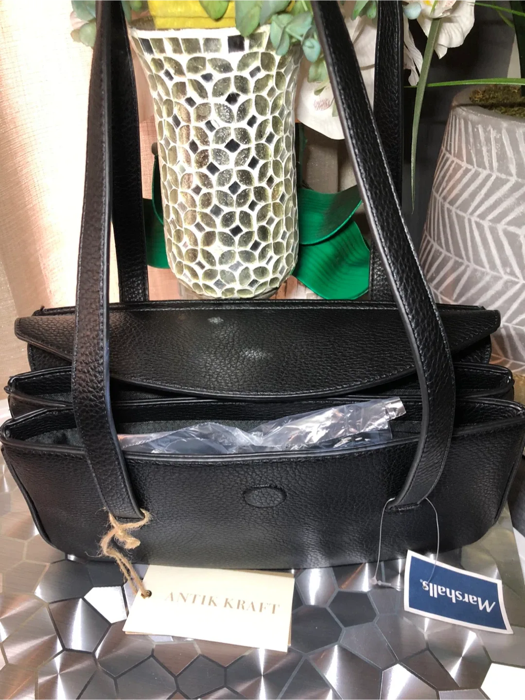 Antik Kraft Black Shoulder Bag image indicator(6)