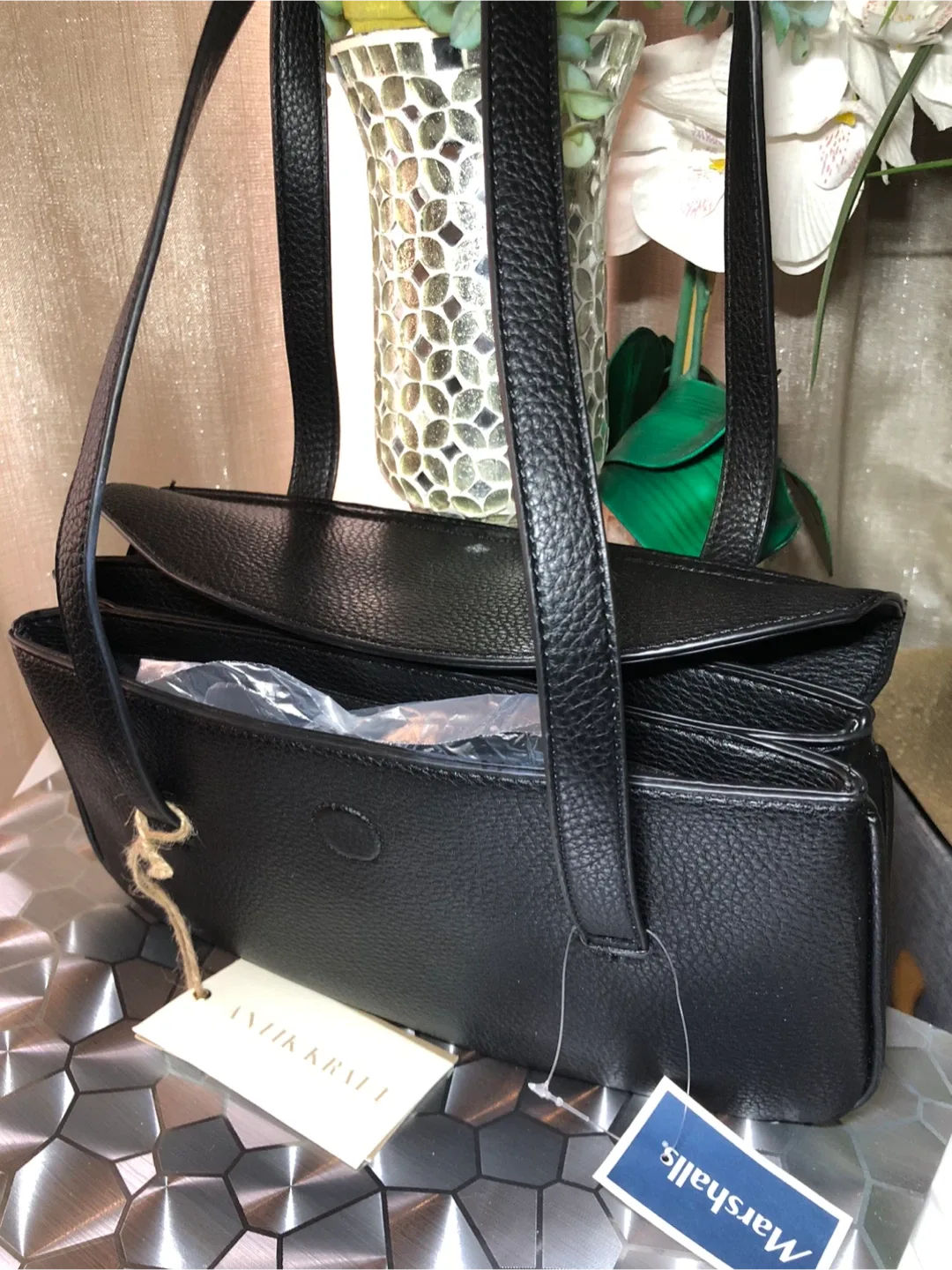 Antik Kraft Black Shoulder Bag image indicator(3)