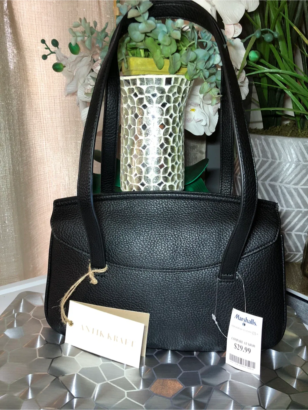 Antik Kraft Black Shoulder Bag image indicator(8)