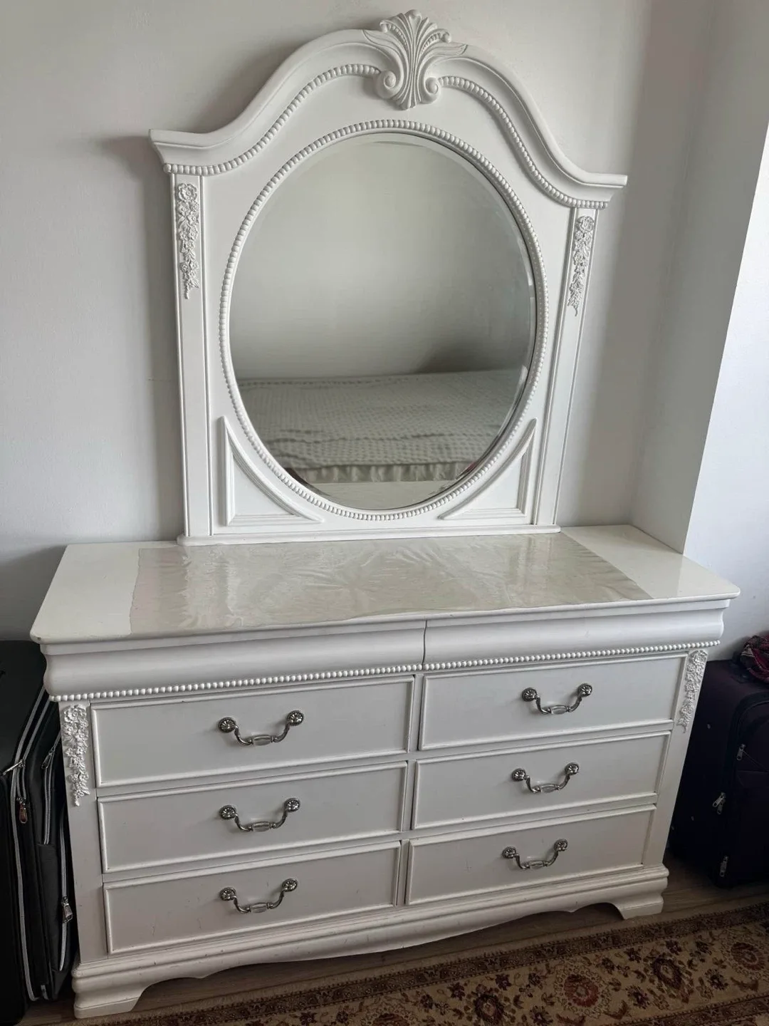 White Dresser with Mirror image indicator(2)