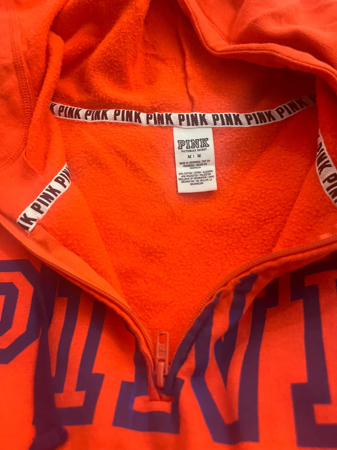 PINK Victoria's Secret Hoodie - Size M image indicator(2)
