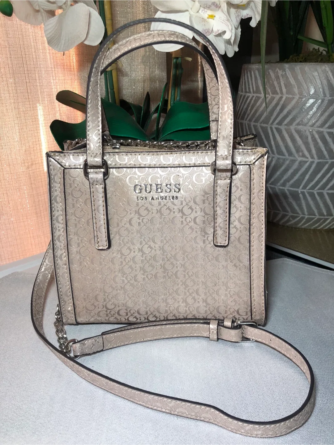 Guess Los Angeles Satchel Bag