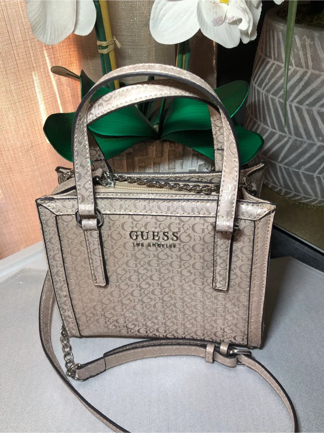 Guess Los Angeles Satchel Bag image indicator(4)