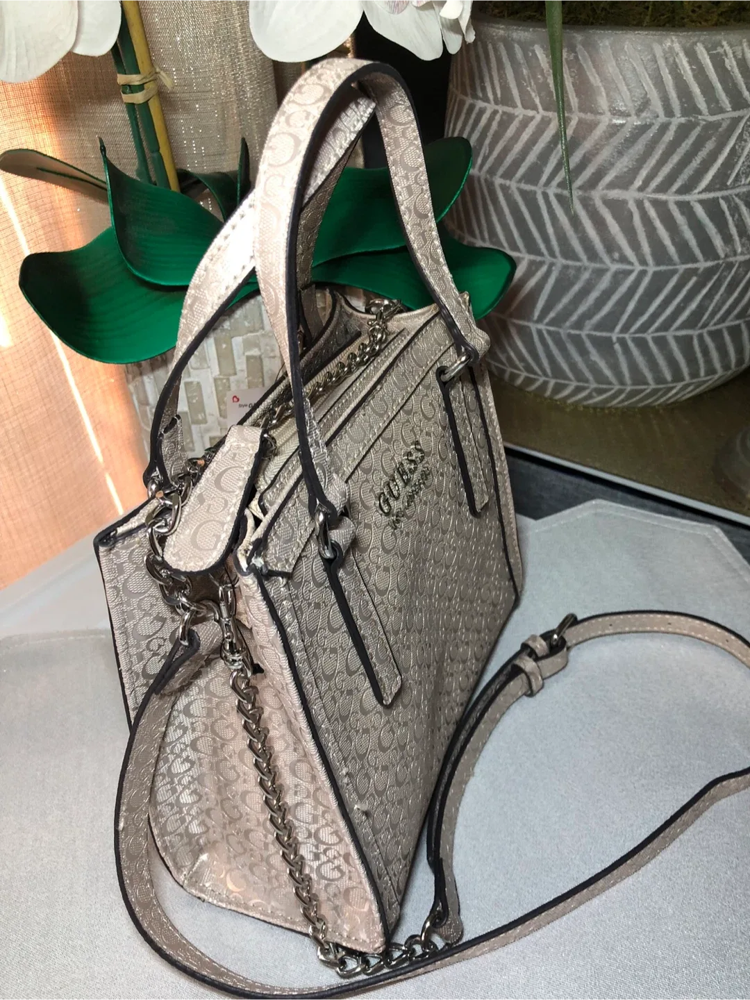 Guess Los Angeles Satchel Bag image indicator(7)