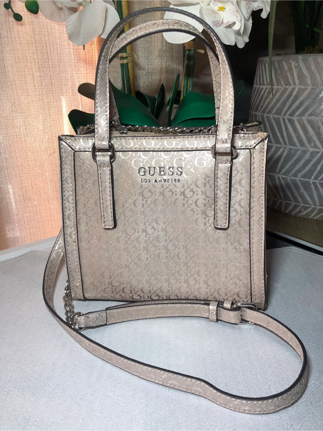 Guess Los Angeles Satchel Bag image indicator(9)