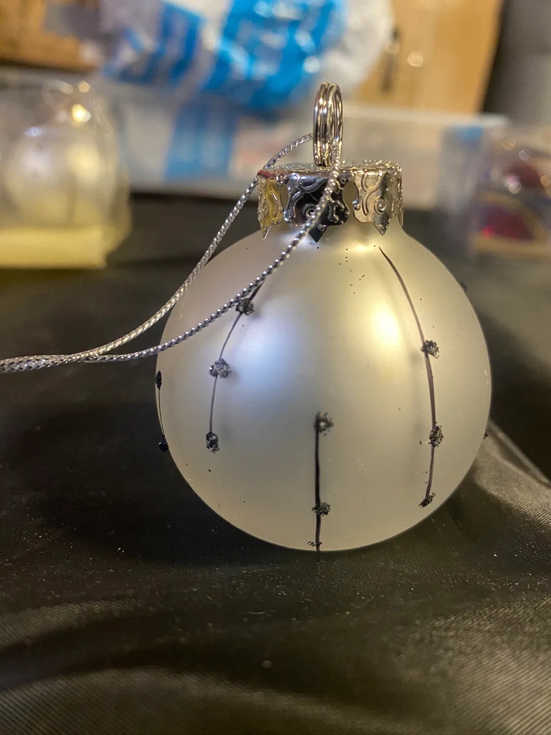 Set of 24 Seamless Glass Christmas Tree Ornaments - 67mm / 2.63" image indicator(6)