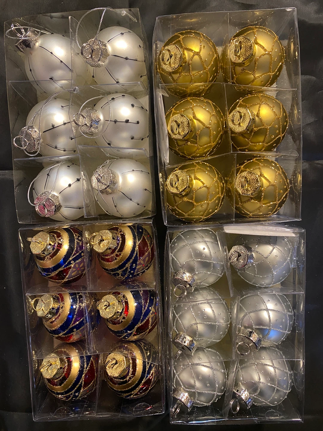 Set of 24 Seamless Glass Christmas Tree Ornaments - 67mm / 2.63"