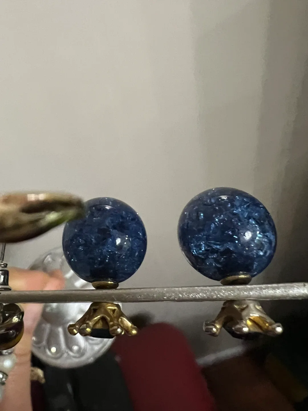 Blue Stone Stud Earrings image indicator(3)