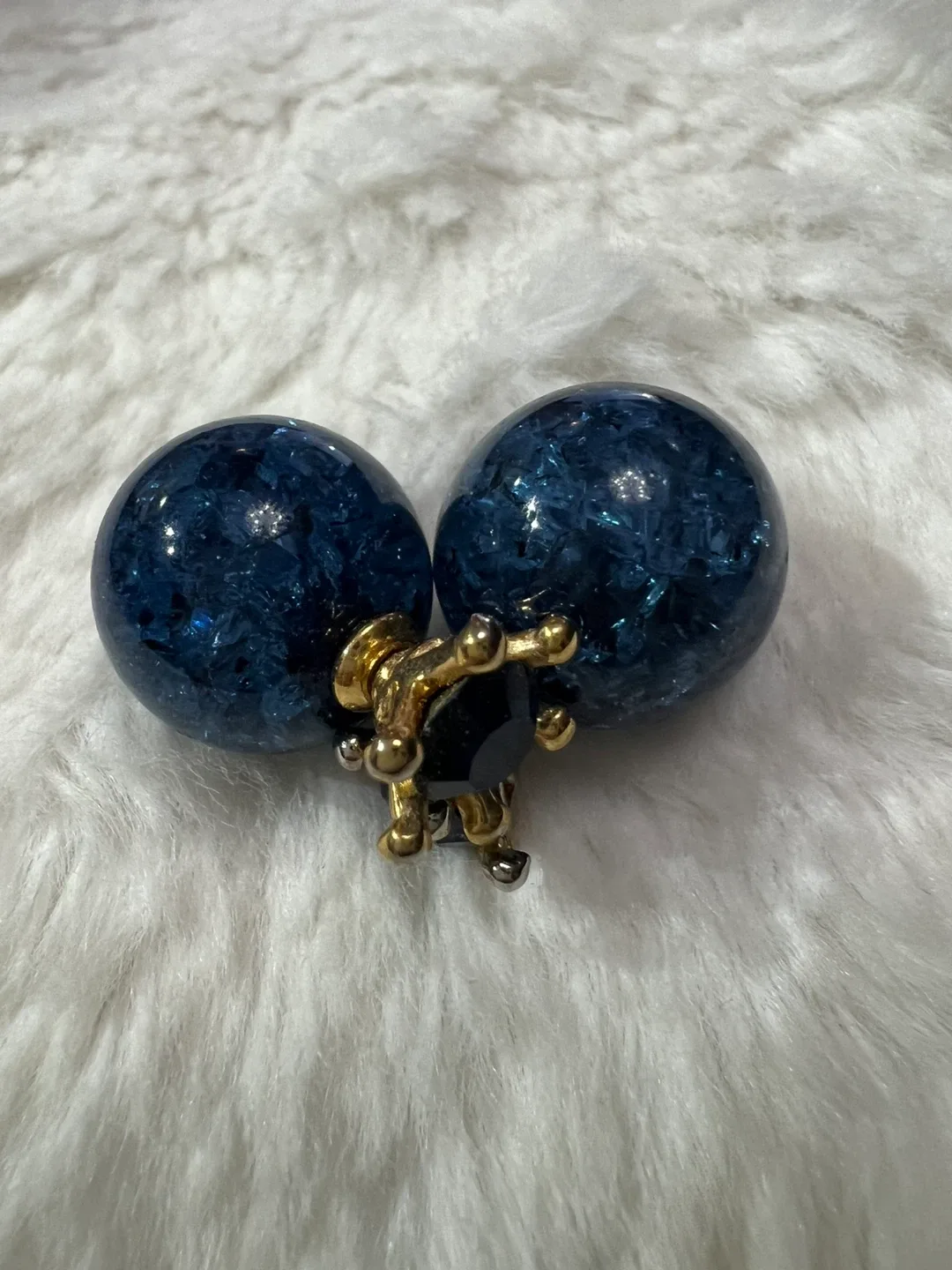 Blue Stone Stud Earrings image indicator(2)